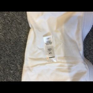 Medela pumping bra.